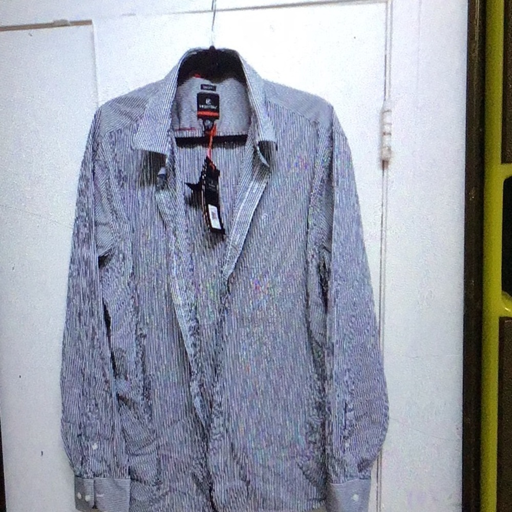 NWT…Men’s Victorinox shirt